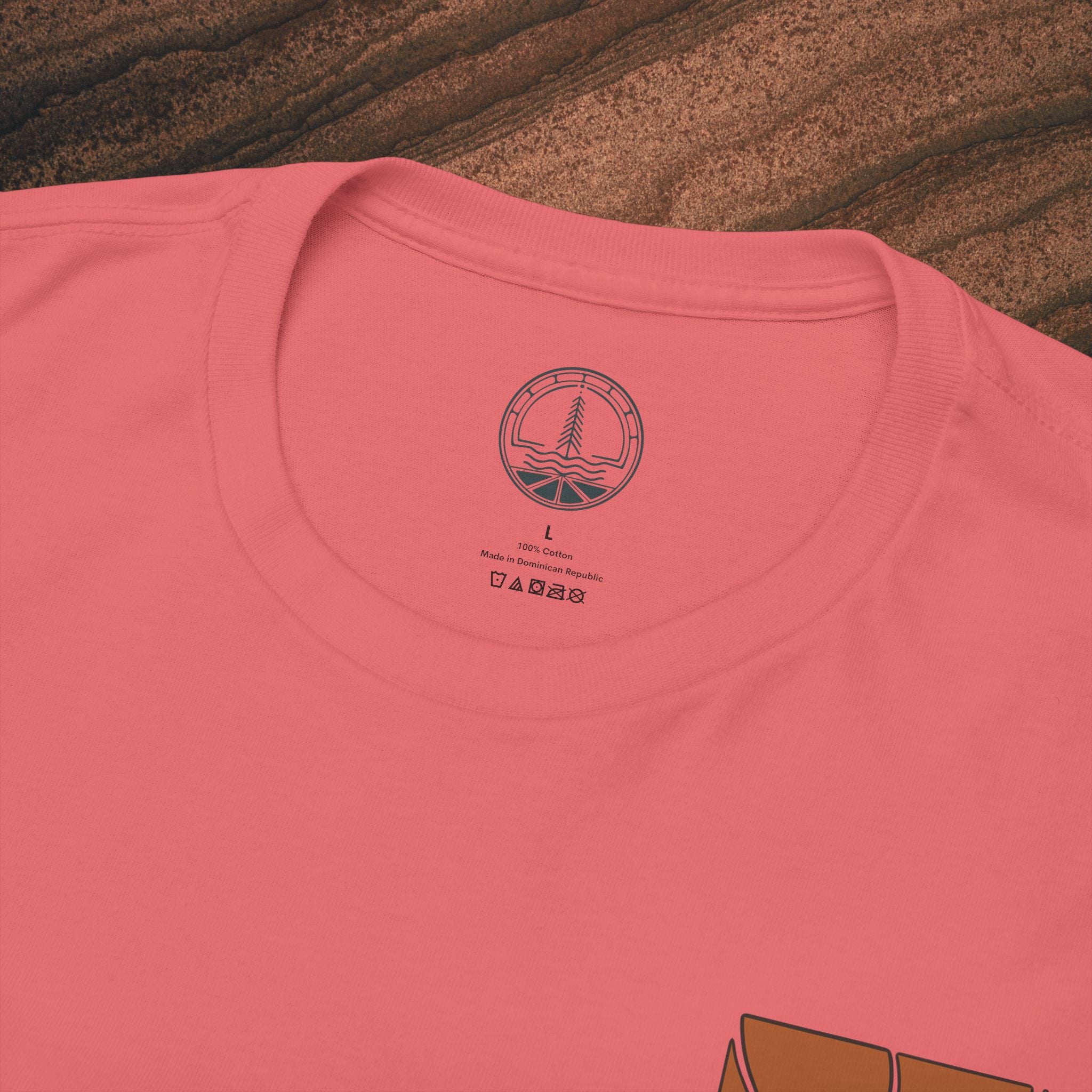 Sunrise Graphic Tee — Retro Minimal Sunset T-Shirt