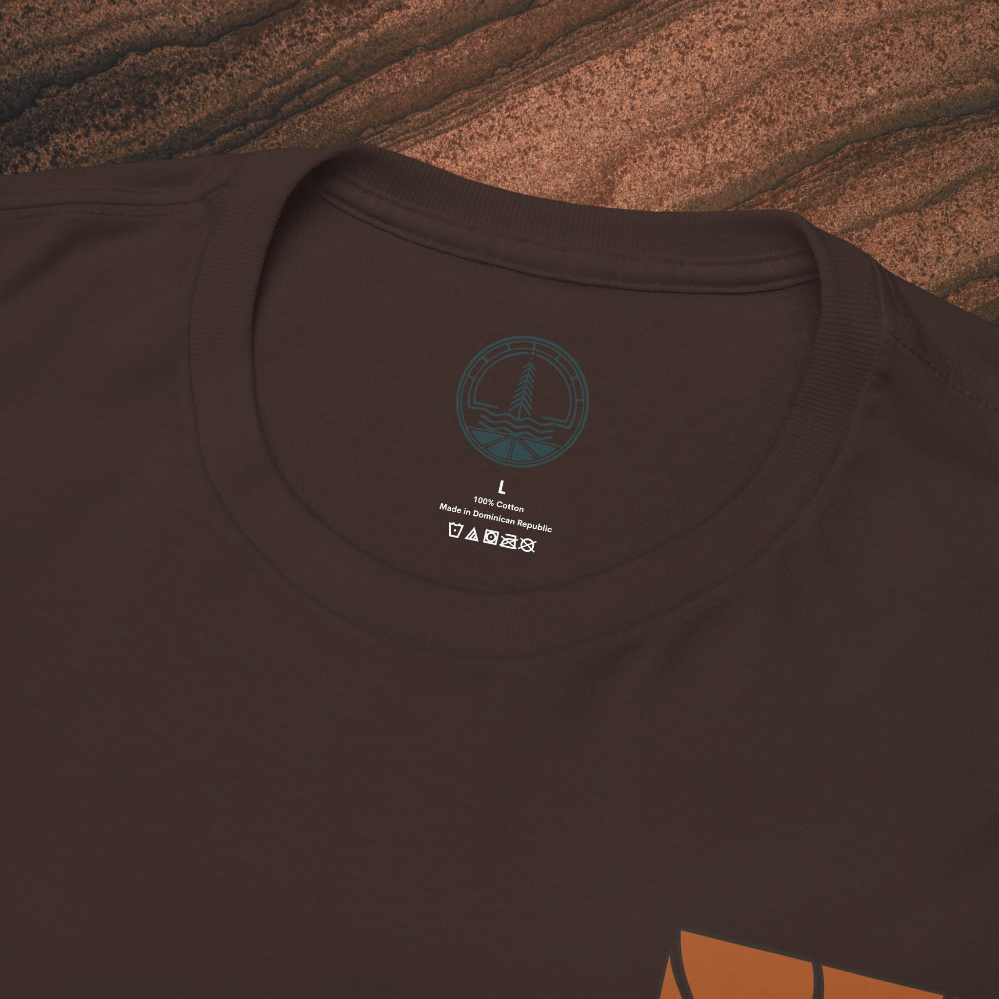 Sunrise Graphic Tee — Retro Minimal Sunset T-Shirt