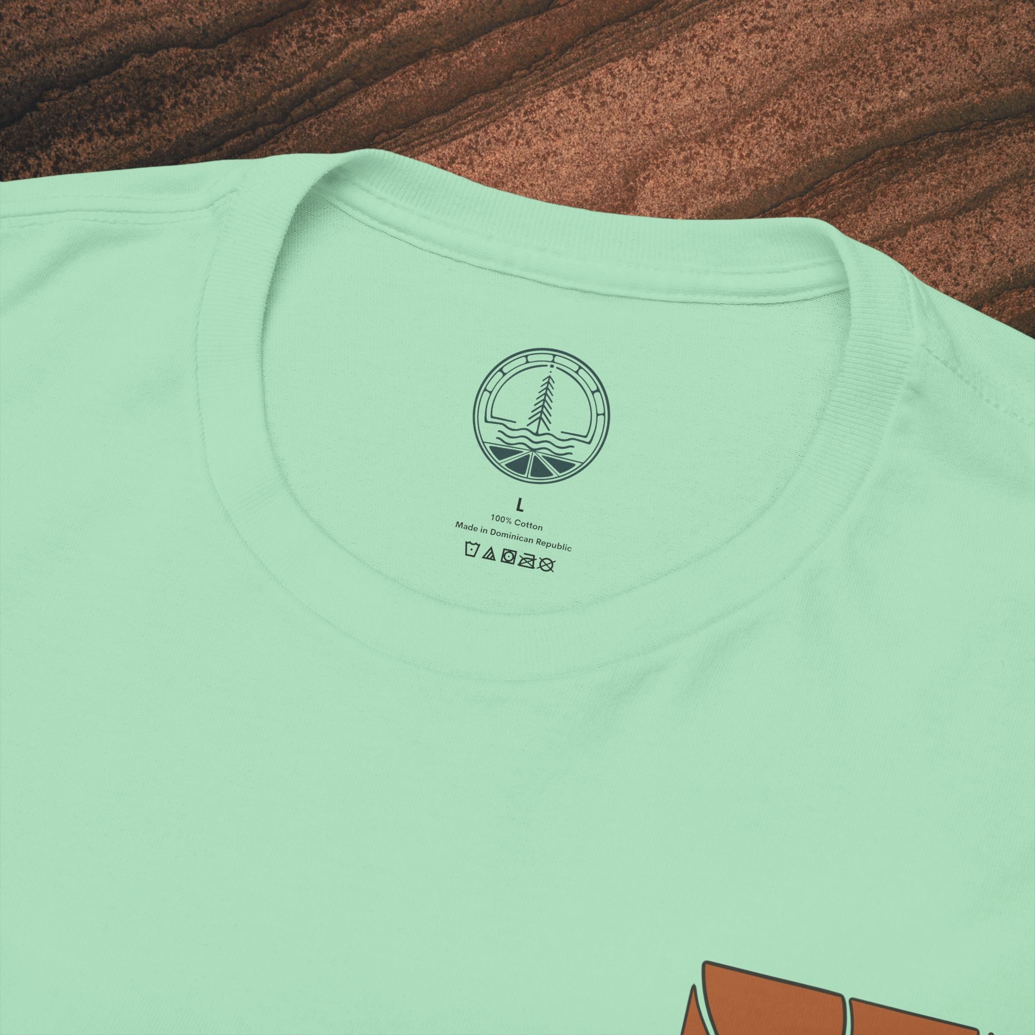Sunrise Graphic Tee — Retro Minimal Sunset T-Shirt