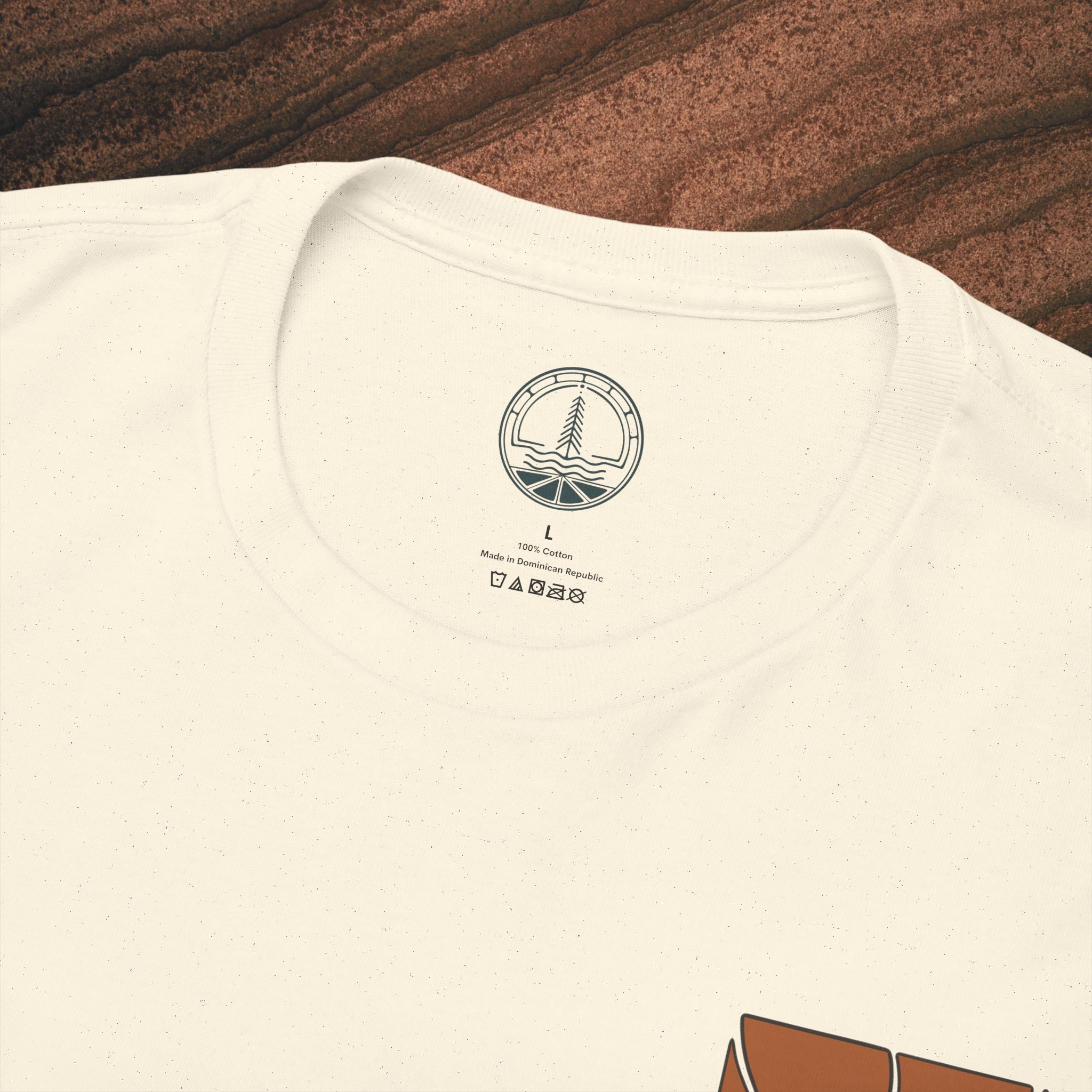 Sunrise Graphic Tee — Retro Minimal Sunset T-Shirt