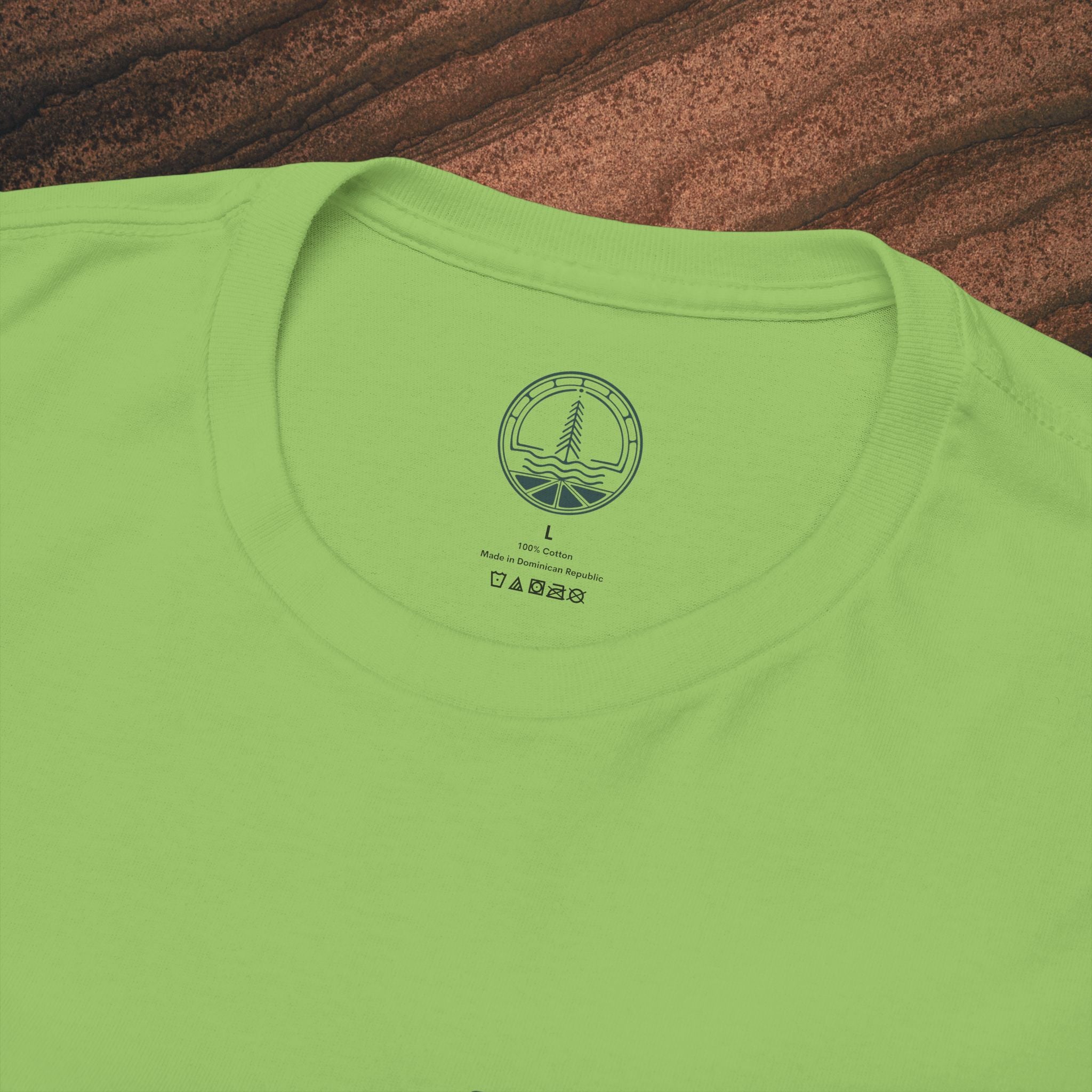 Sardine Trio Graphic Tee – Minimal Fish