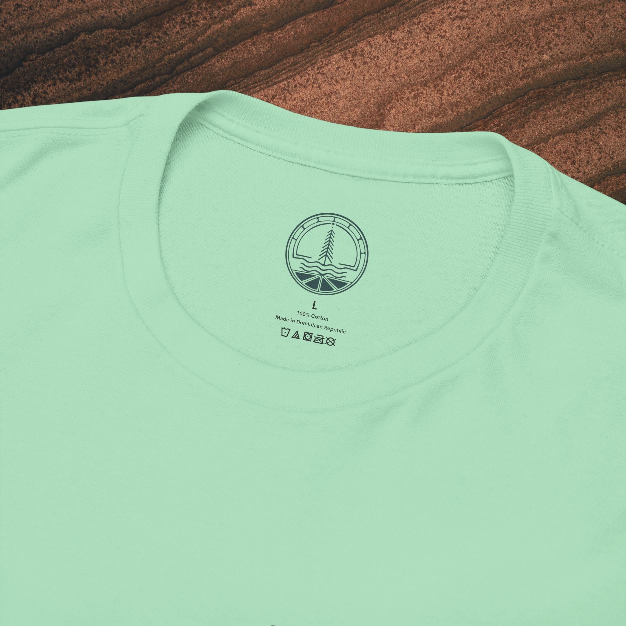 Sardine Trio Graphic Tee – Minimal Fish