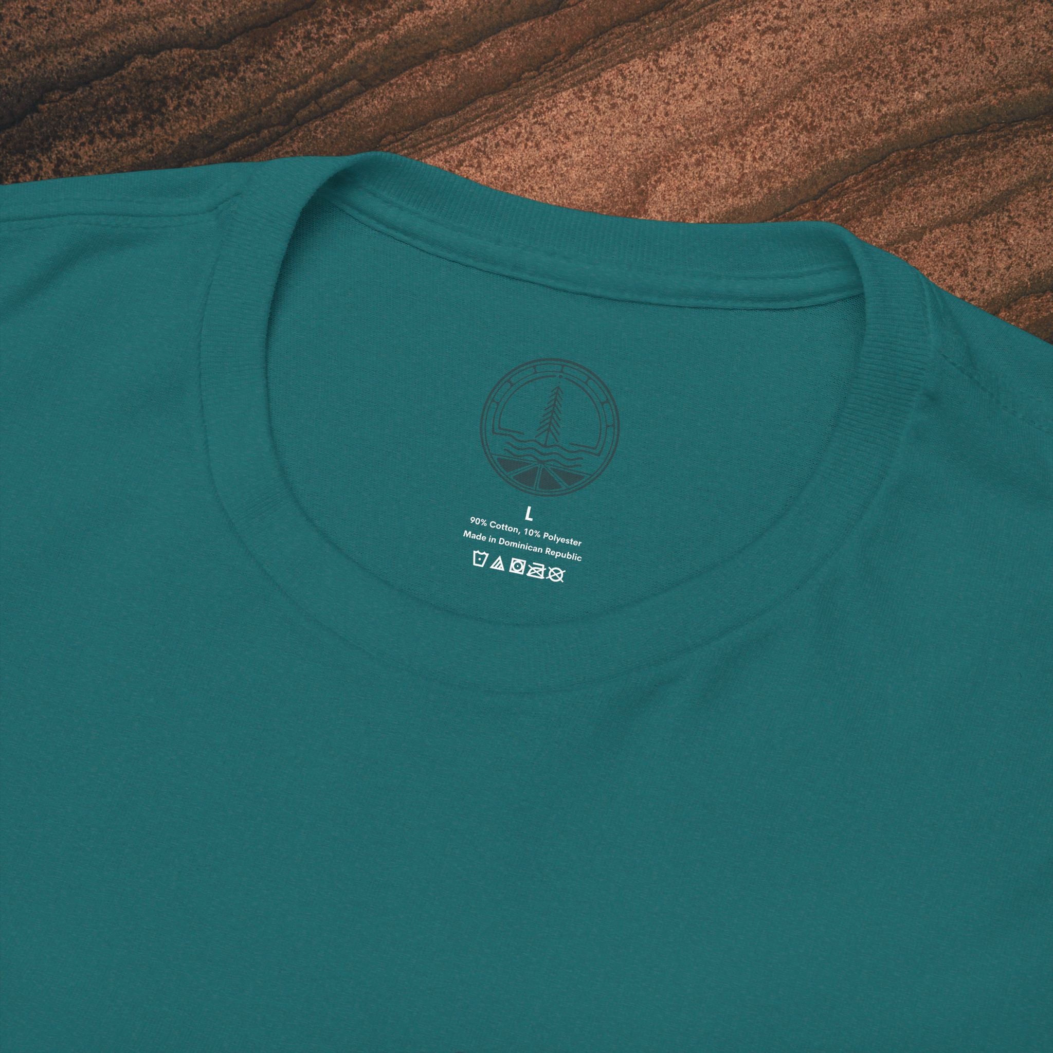 Sardine Trio Graphic Tee – Minimal Fish