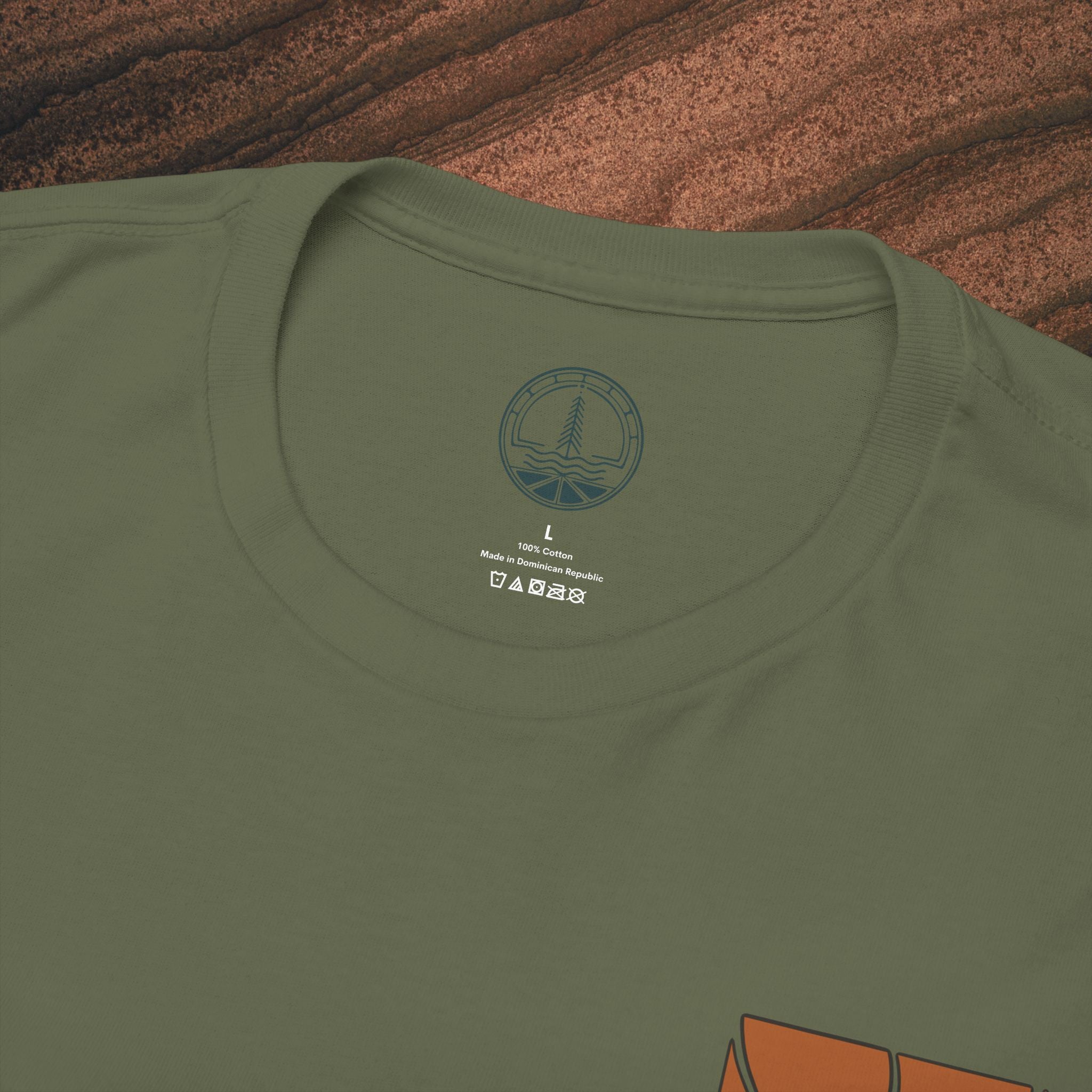 Sunrise Graphic Tee — Retro Minimal Sunset T-Shirt