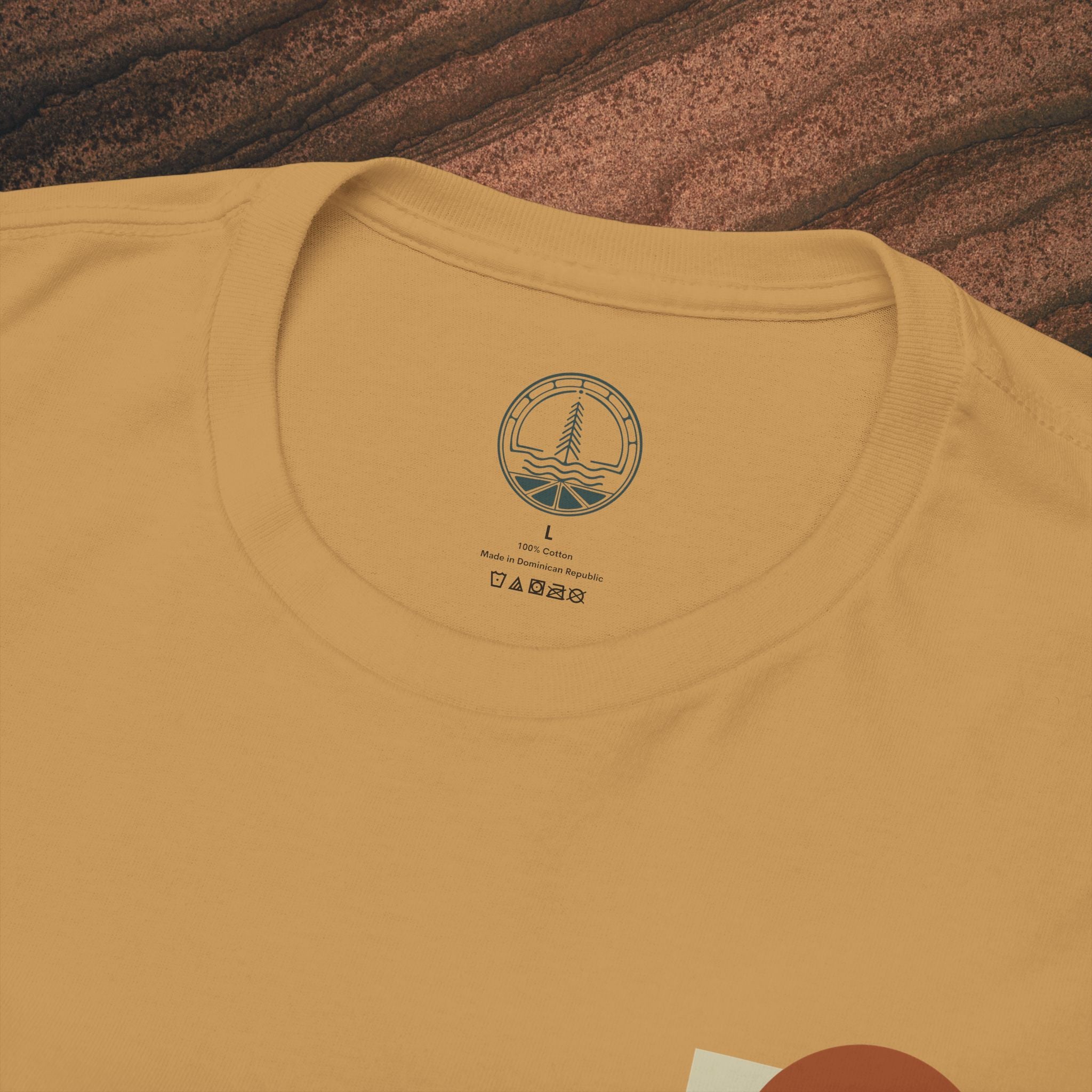 Halftone Mountain Sunset Tee