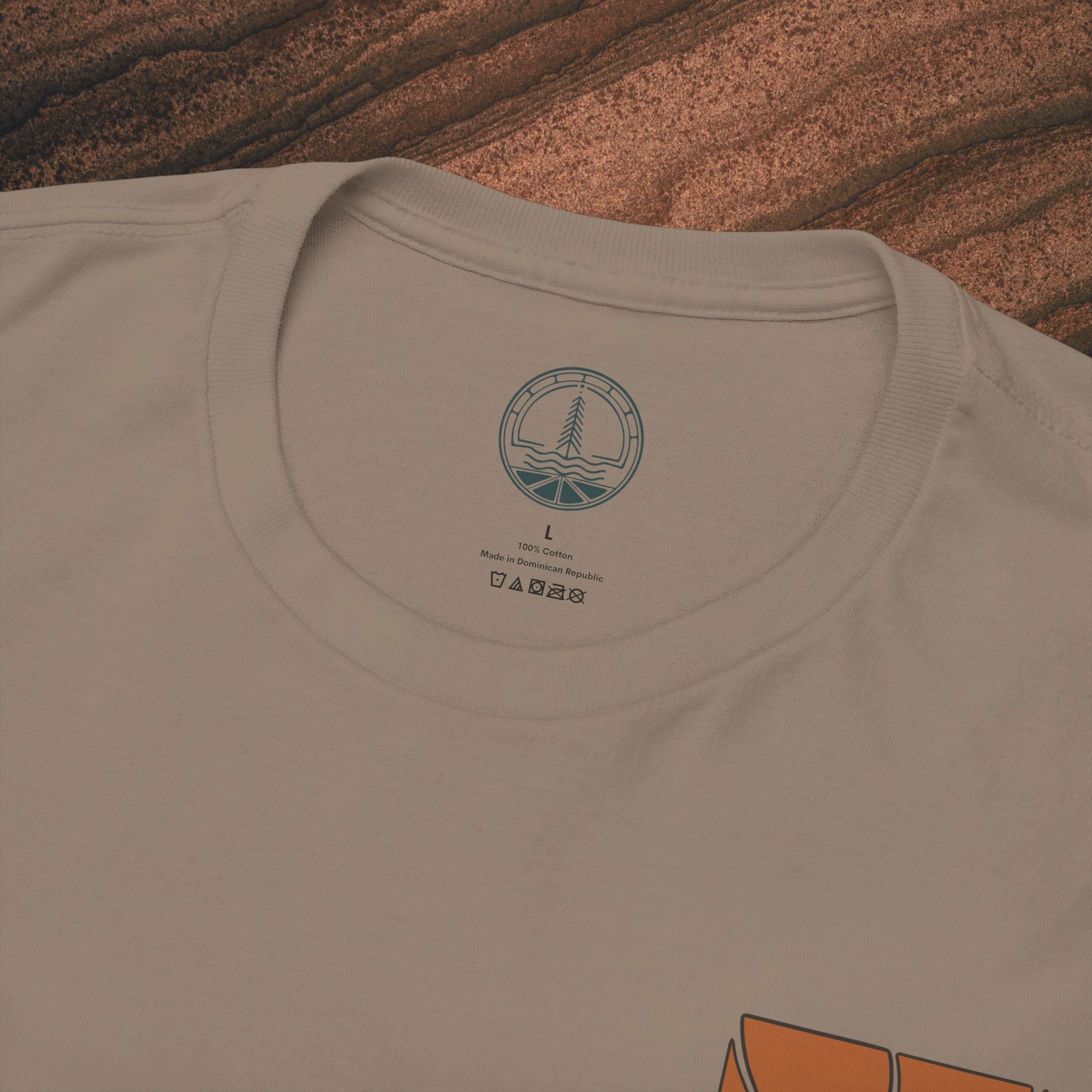 Sunrise Graphic Tee — Retro Minimal Sunset T-Shirt