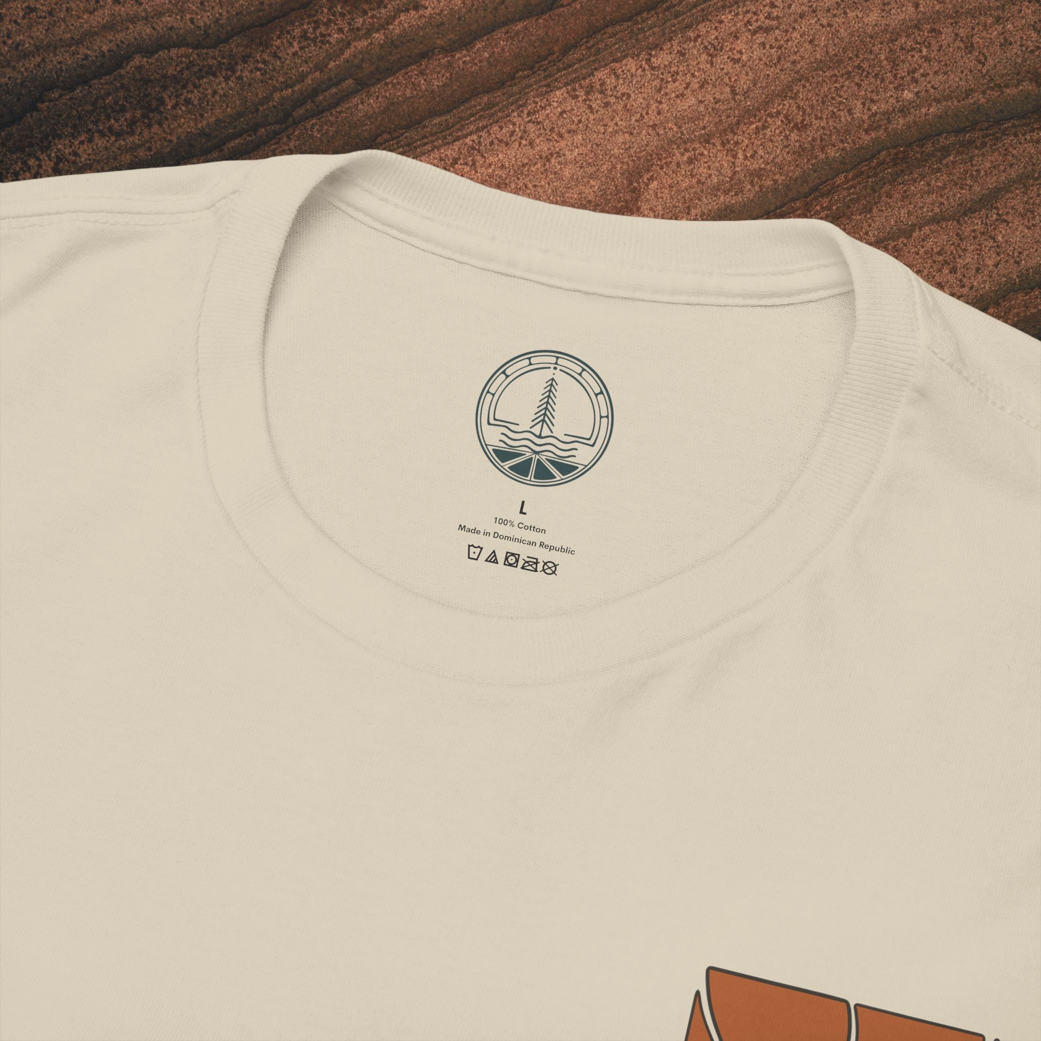 Sunrise Graphic Tee — Retro Minimal Sunset T-Shirt