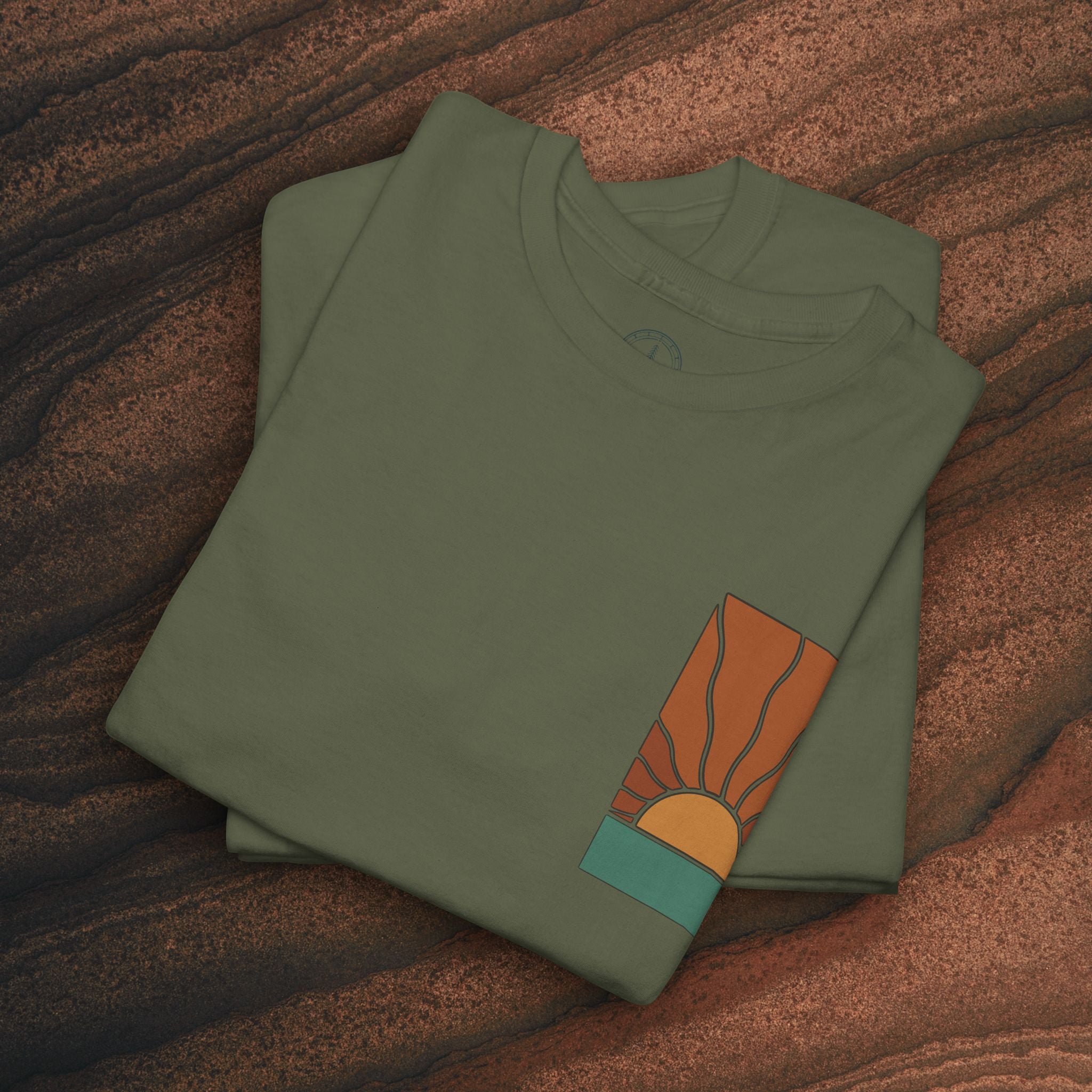 Sunrise Graphic Tee — Retro Minimal Sunset T-Shirt